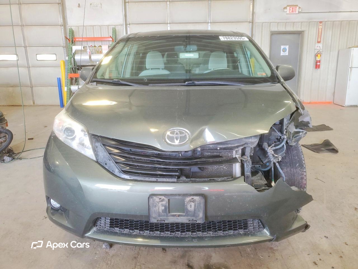 Toyota Sienna 2012
