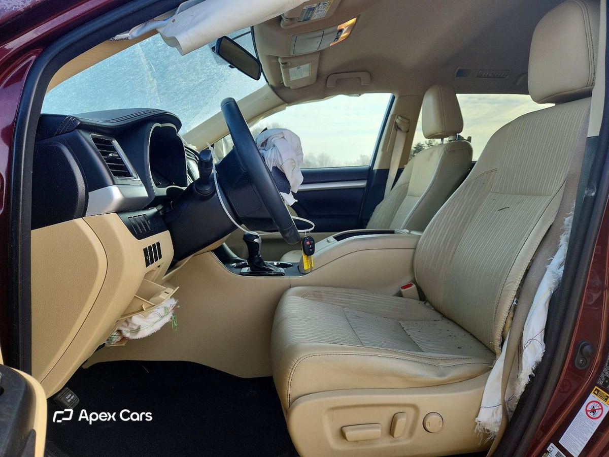 Toyota Highlander 2016