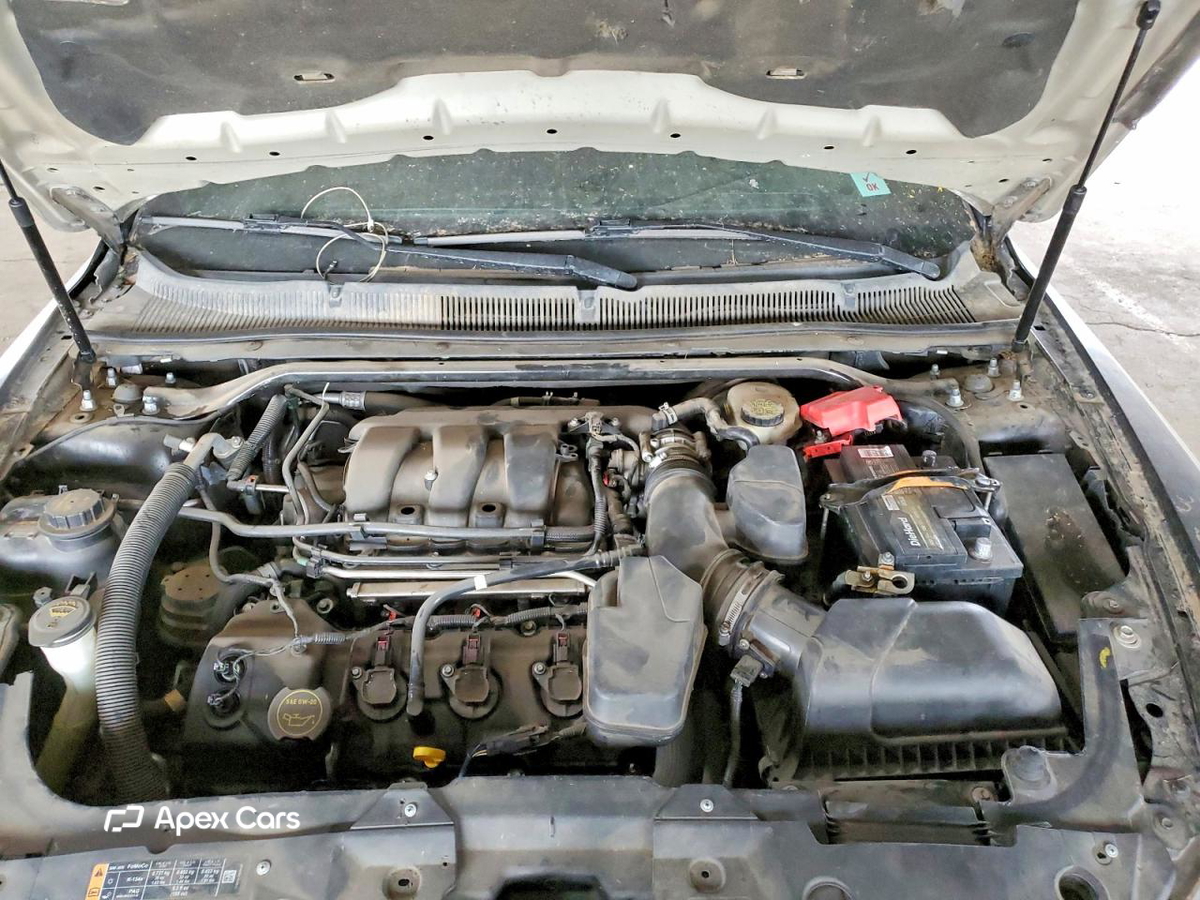 Ford Taurus 2015