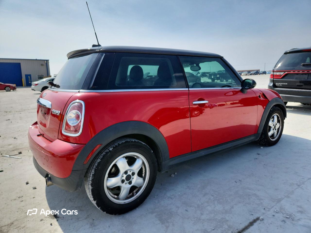 MINI Cooper 2011