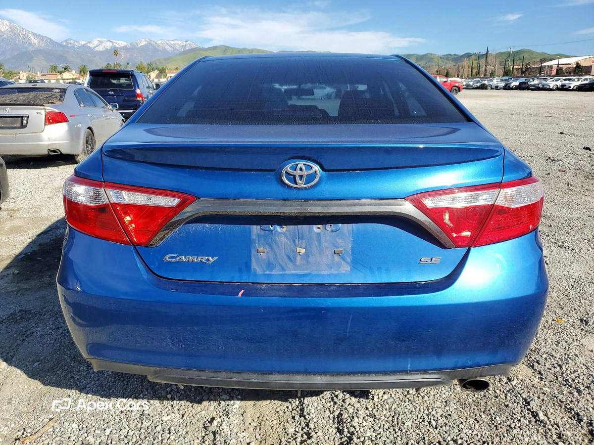 Toyota Camry 2017