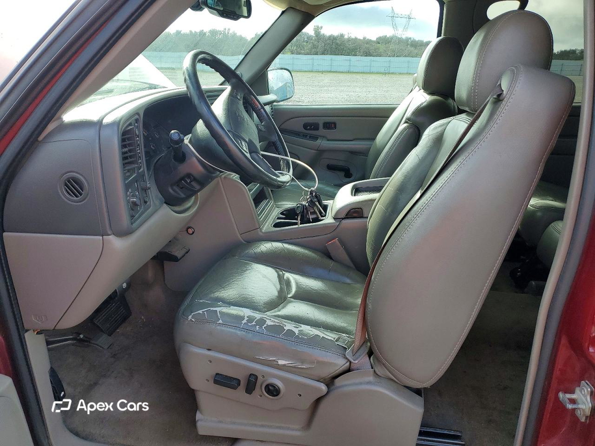 Chevrolet Suburban 2005
