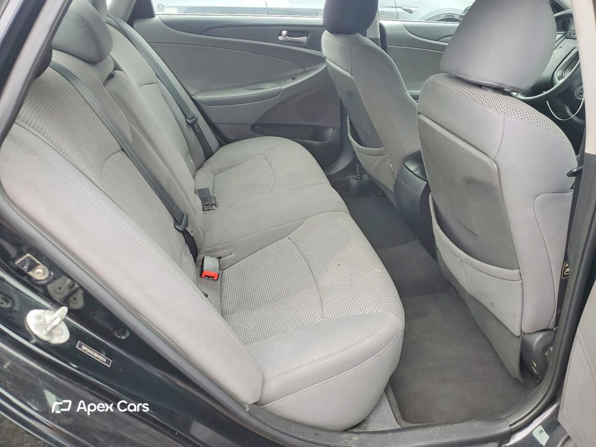 Hyundai Sonata 2011