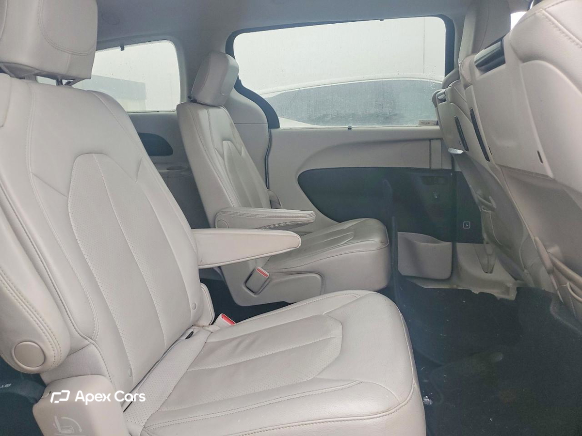 Chrysler Pacifica 2017