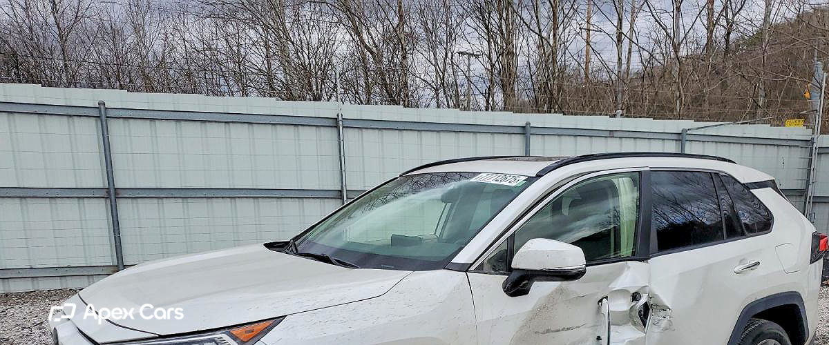 Toyota RAV 4 2019 - Image 1 of 13