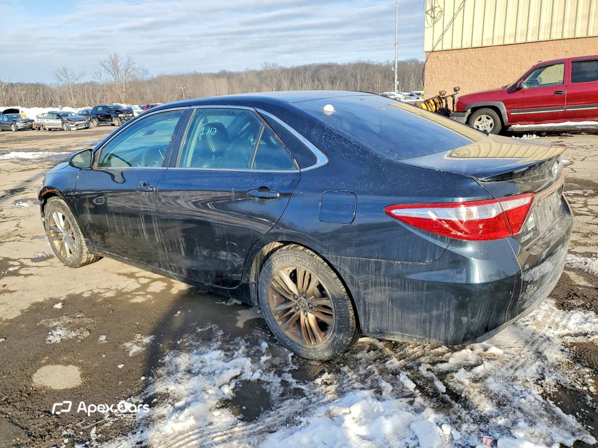 Toyota Camry 2016