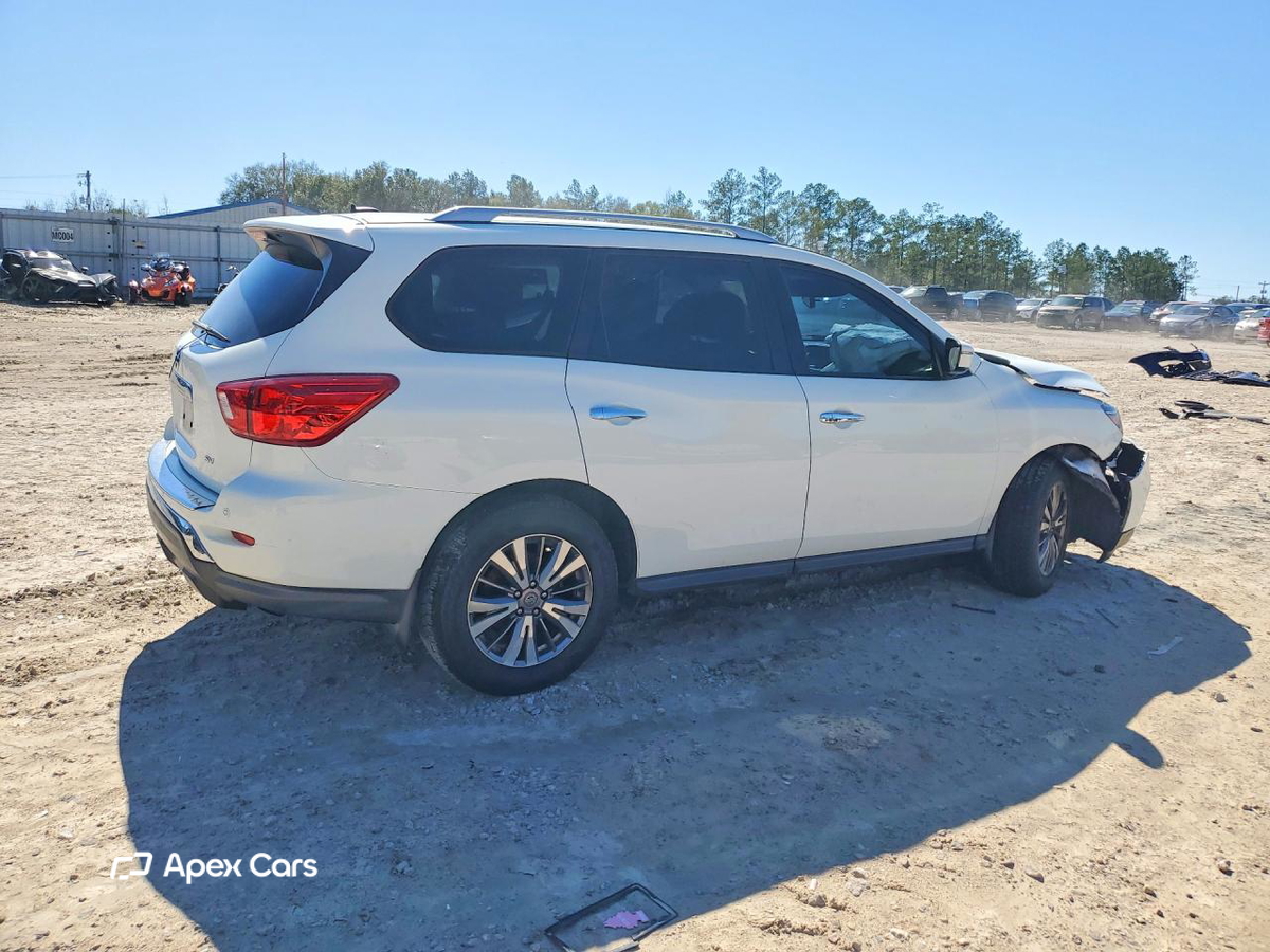 Nissan Pathfinder 2018