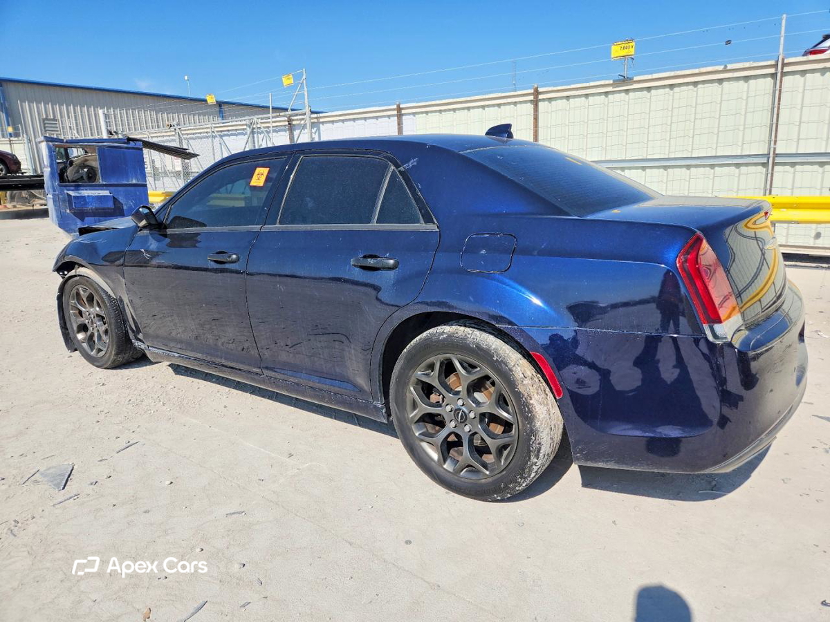 Chrysler 300 2016
