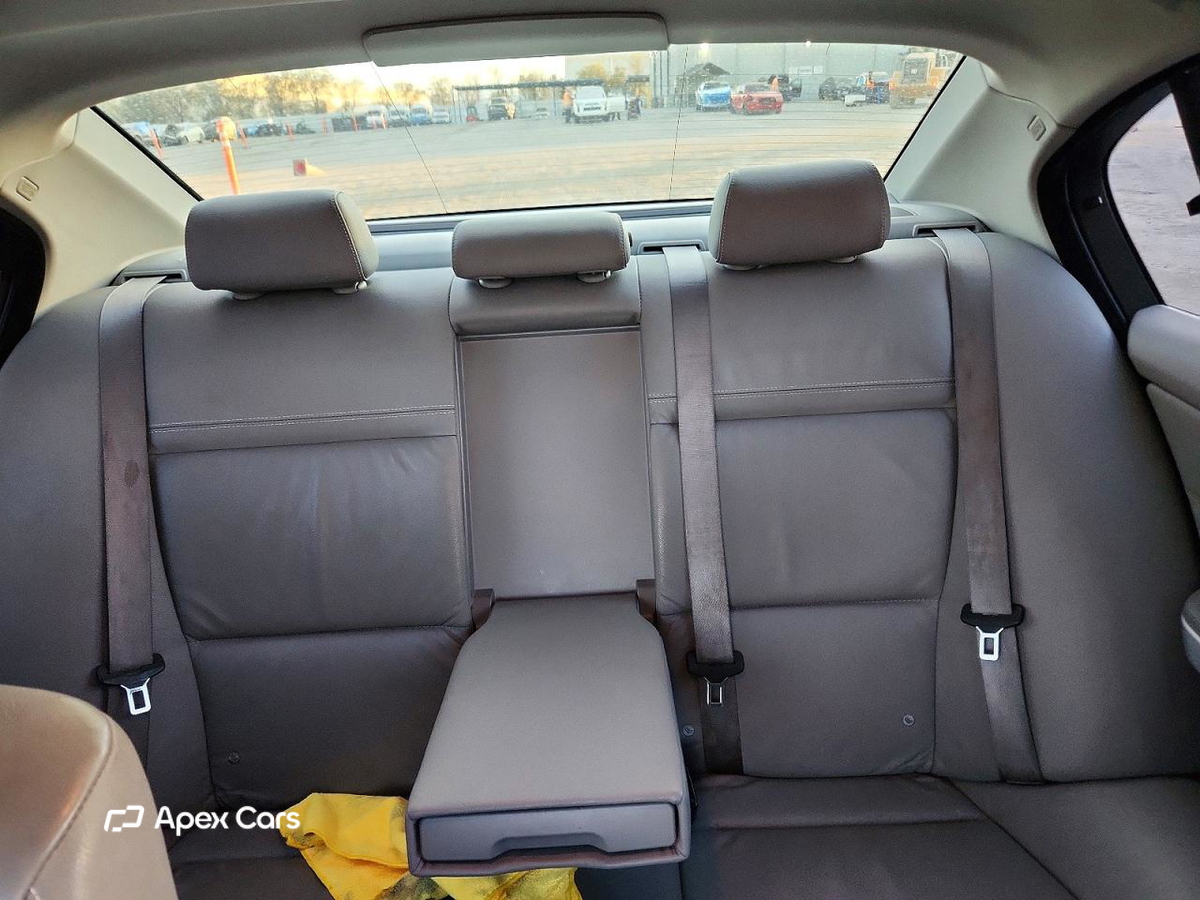 BMW Series 3 2009
