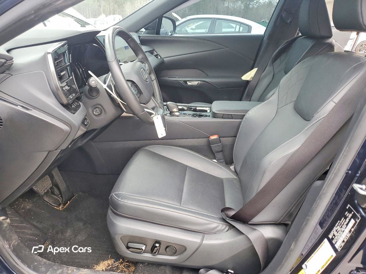 Lexus RX 2023
