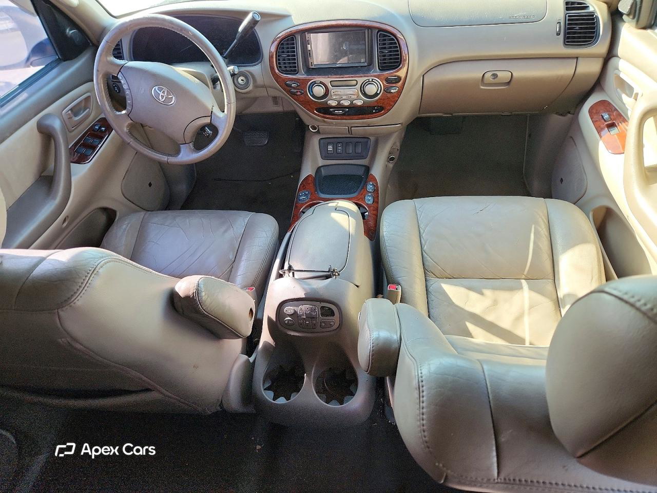 Toyota Sequoia 2005
