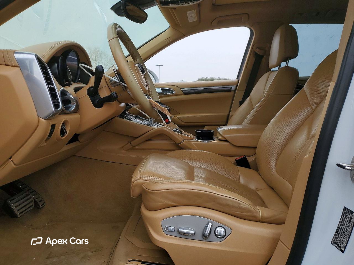 Porsche Cayenne 2016