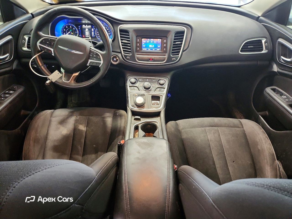 Chrysler 200 2015