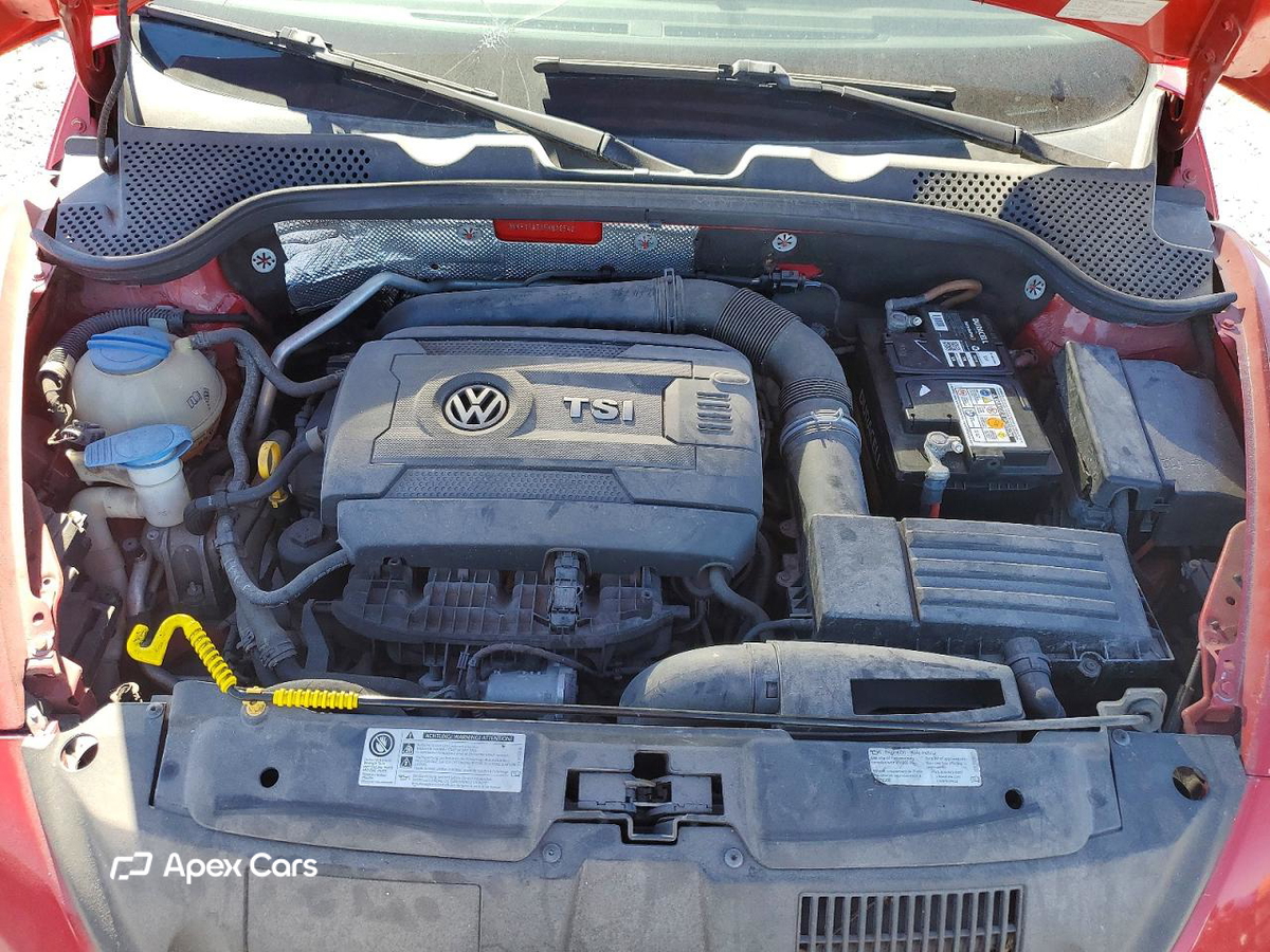 Volkswagen Beetle 2015