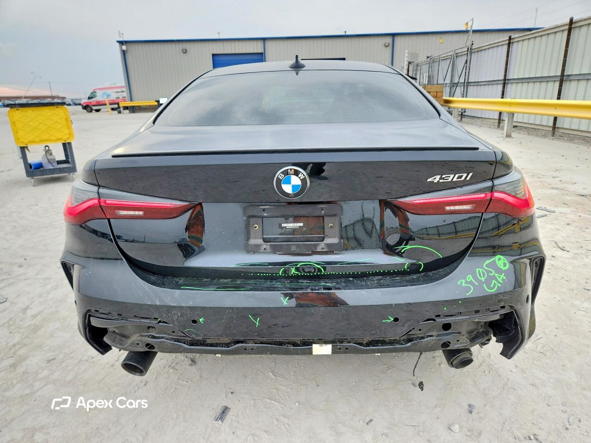 BMW Series 4 2022