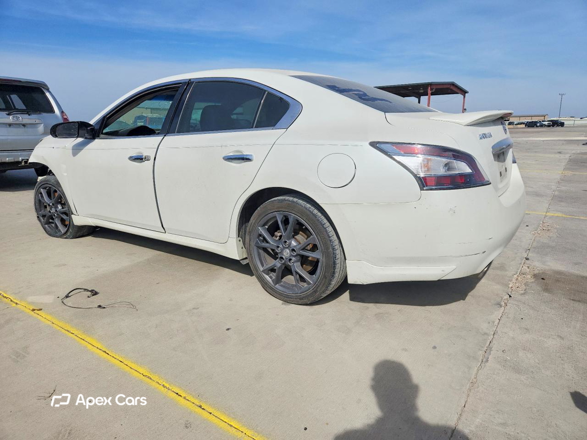 Nissan Maxima 2014