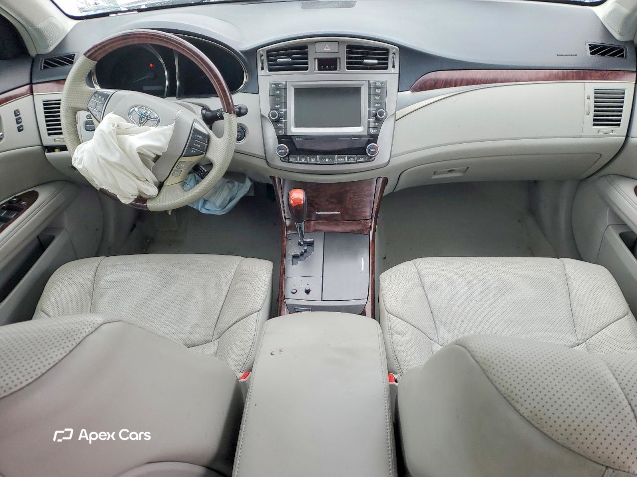 Toyota Avalon 2011