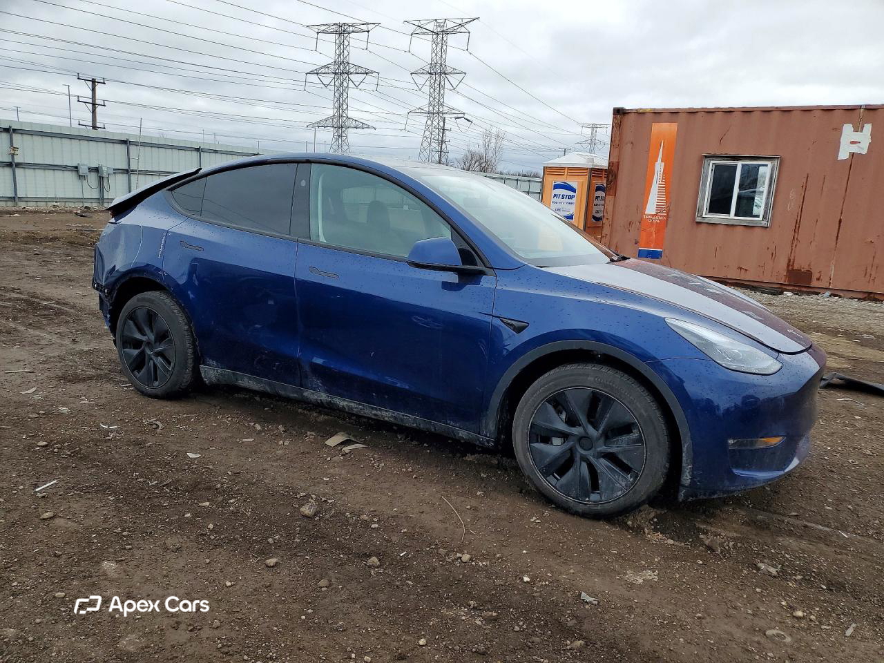 Tesla Model Y 2025