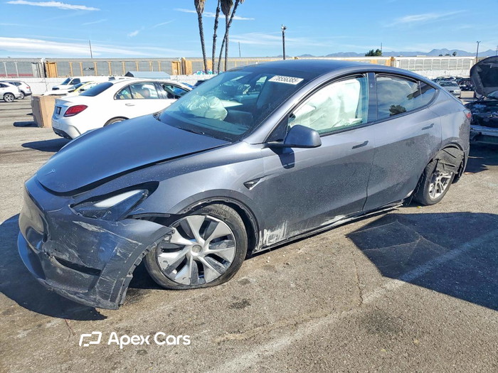 2023 Tesla Model Y - Image 1 of 5