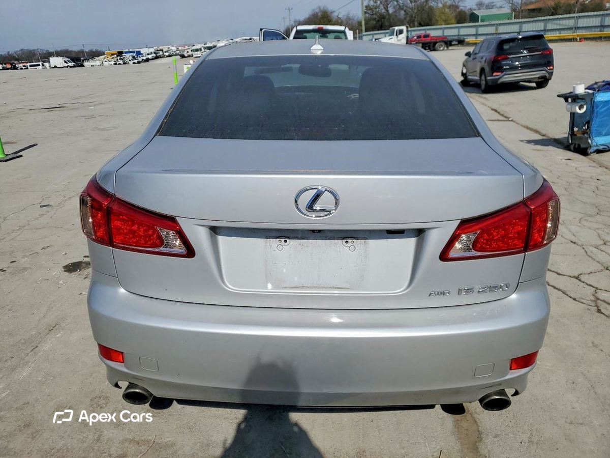 Lexus IS 2013