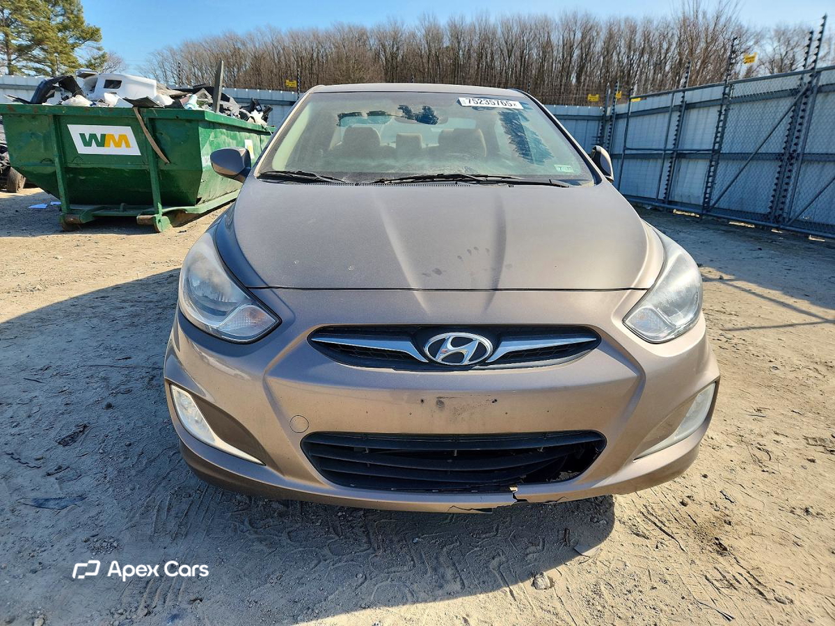 Hyundai Accent 2013