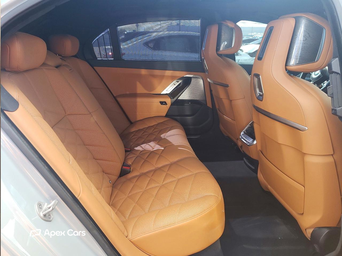 BMW Series 7 2024
