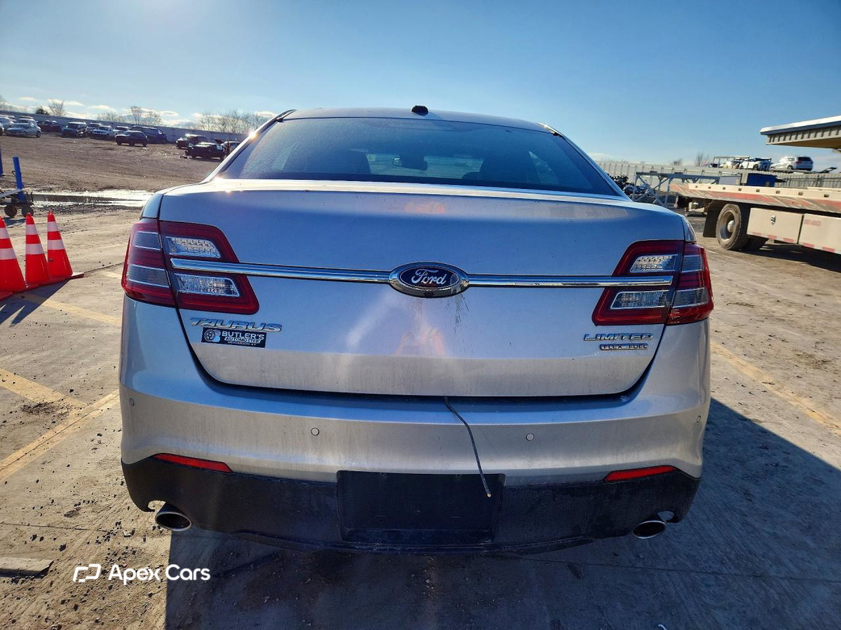 Ford Taurus 2018