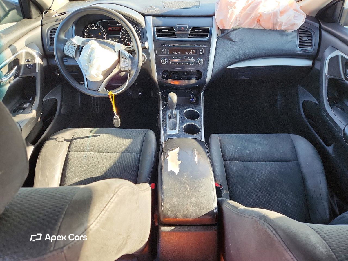 Nissan Altima 2015