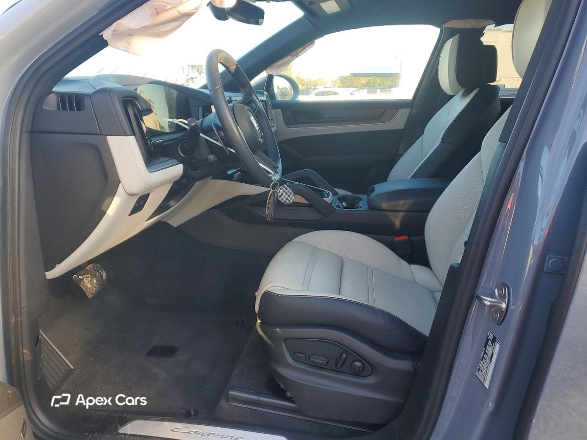 Porsche Cayenne 2025