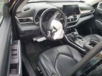 Toyota Highlander 2021