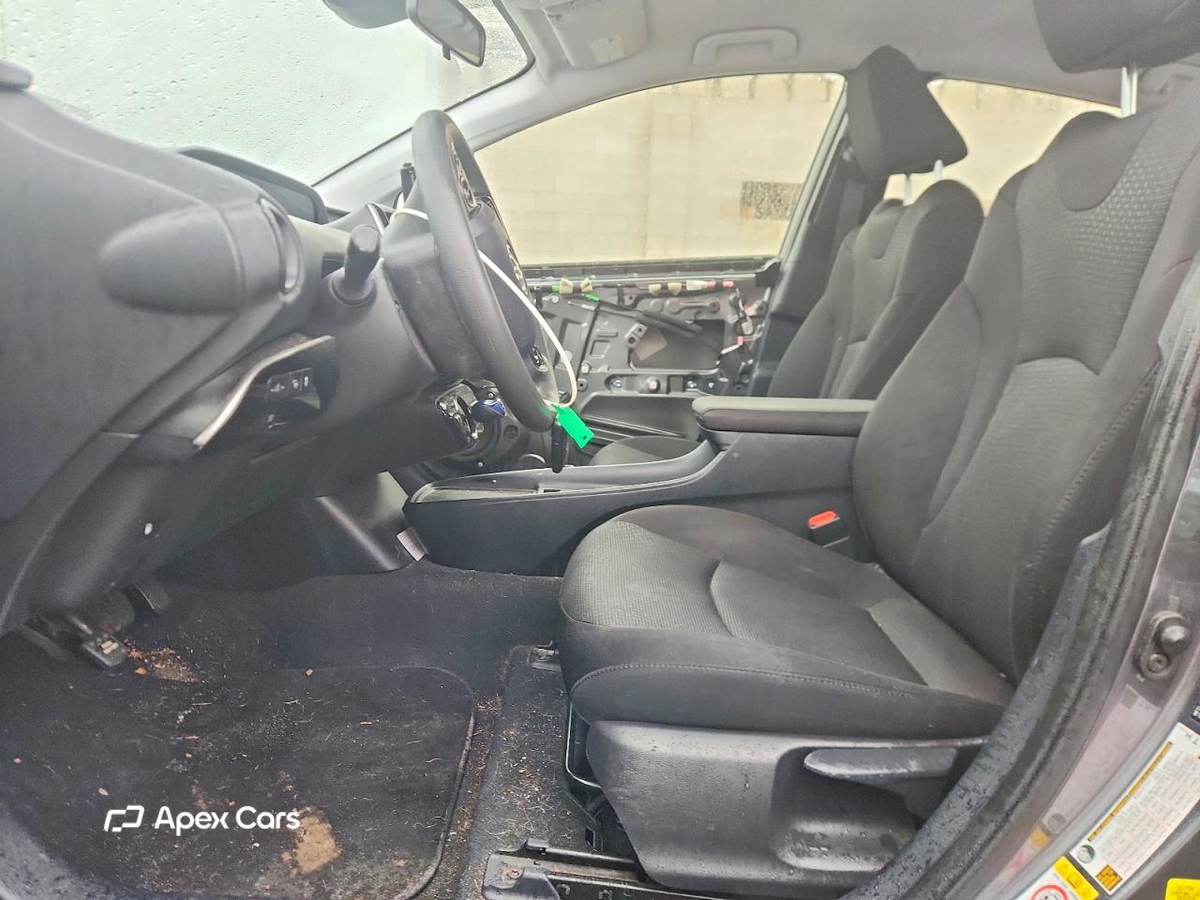 Toyota Prius 2021