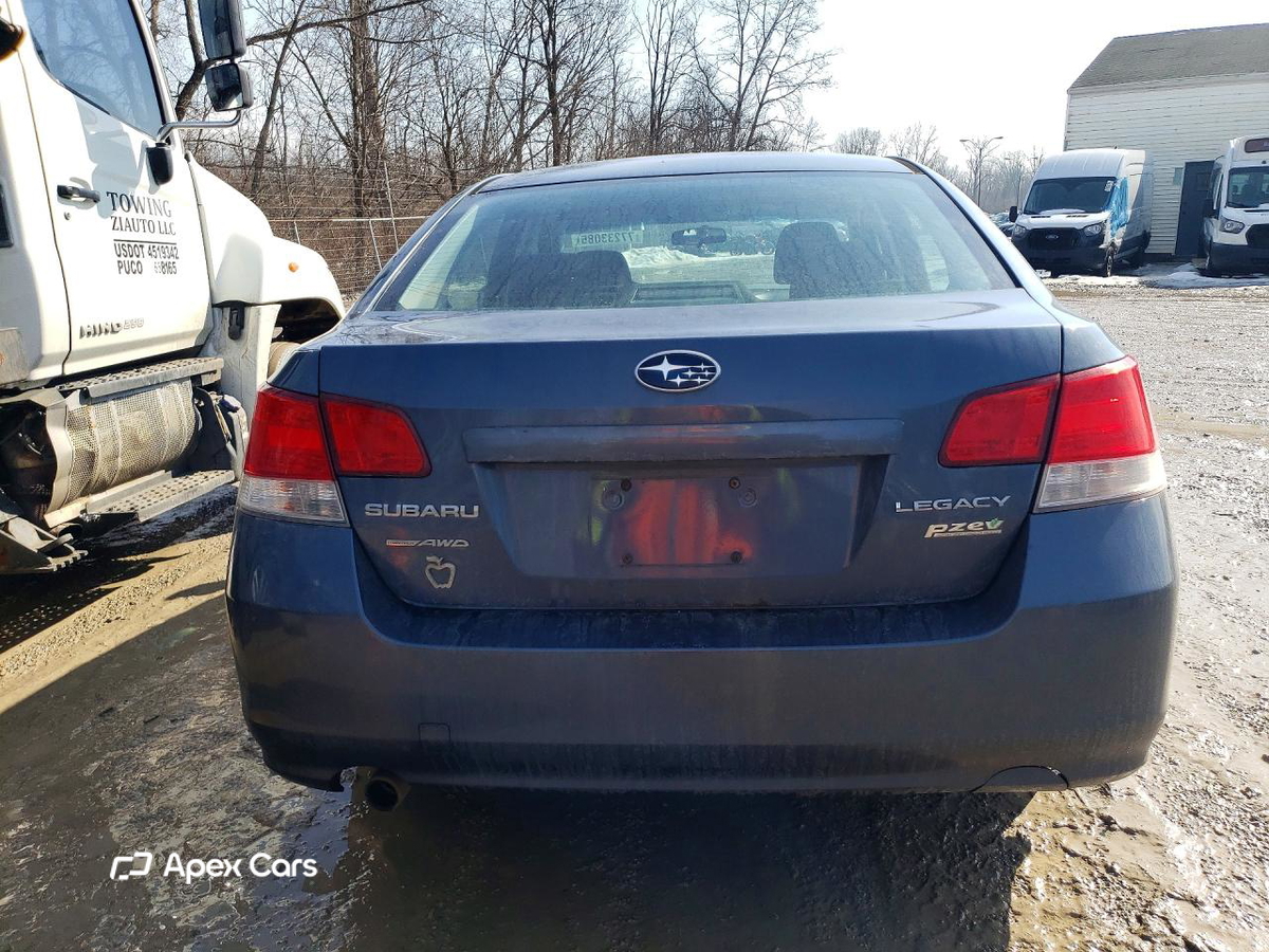 Subaru Legacy 2013