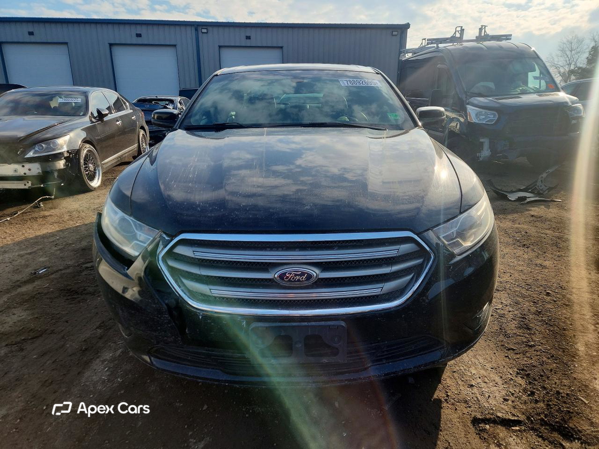 Ford Taurus 2017