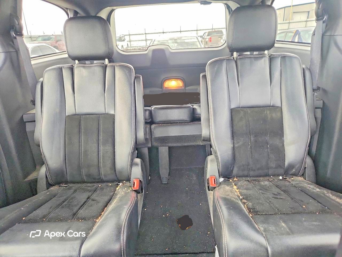 Dodge Caravan 2015