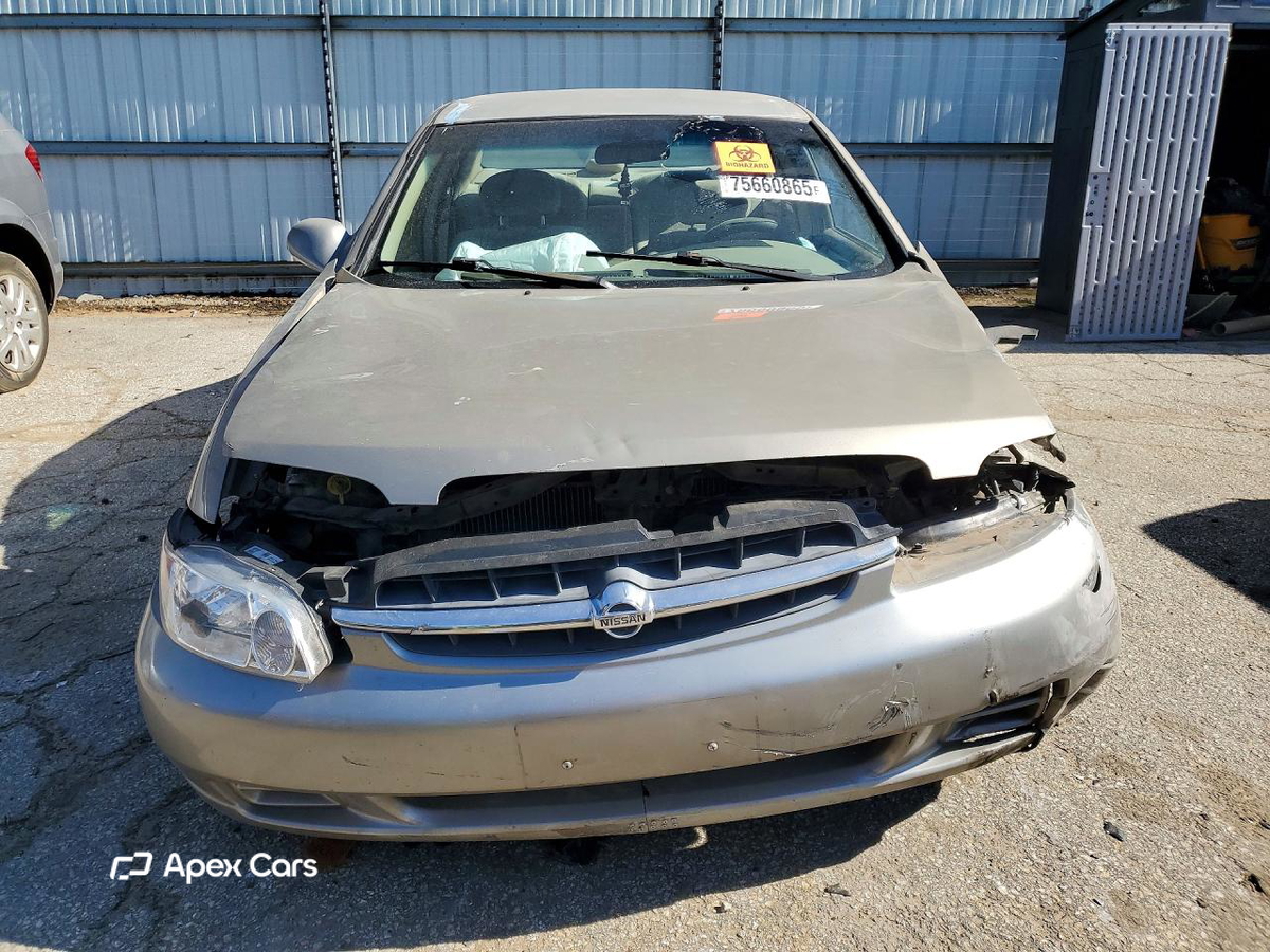 Nissan Altima 2001