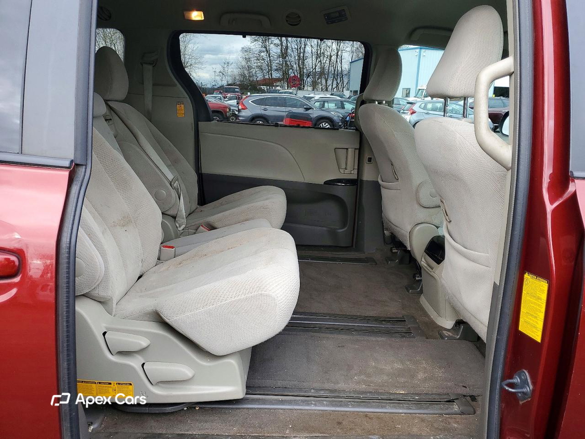Toyota Sienna 2014