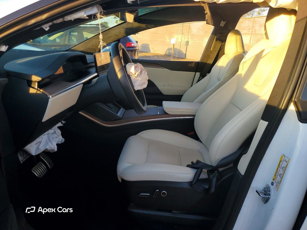 Tesla Model X 2023