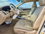 Toyota Avalon 2010