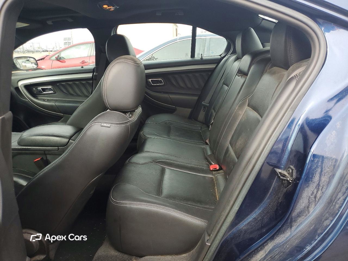 Ford Taurus 2016