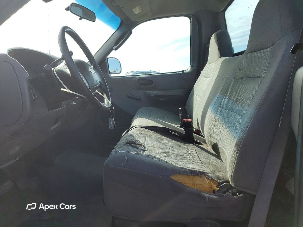 Ford F-150 2004