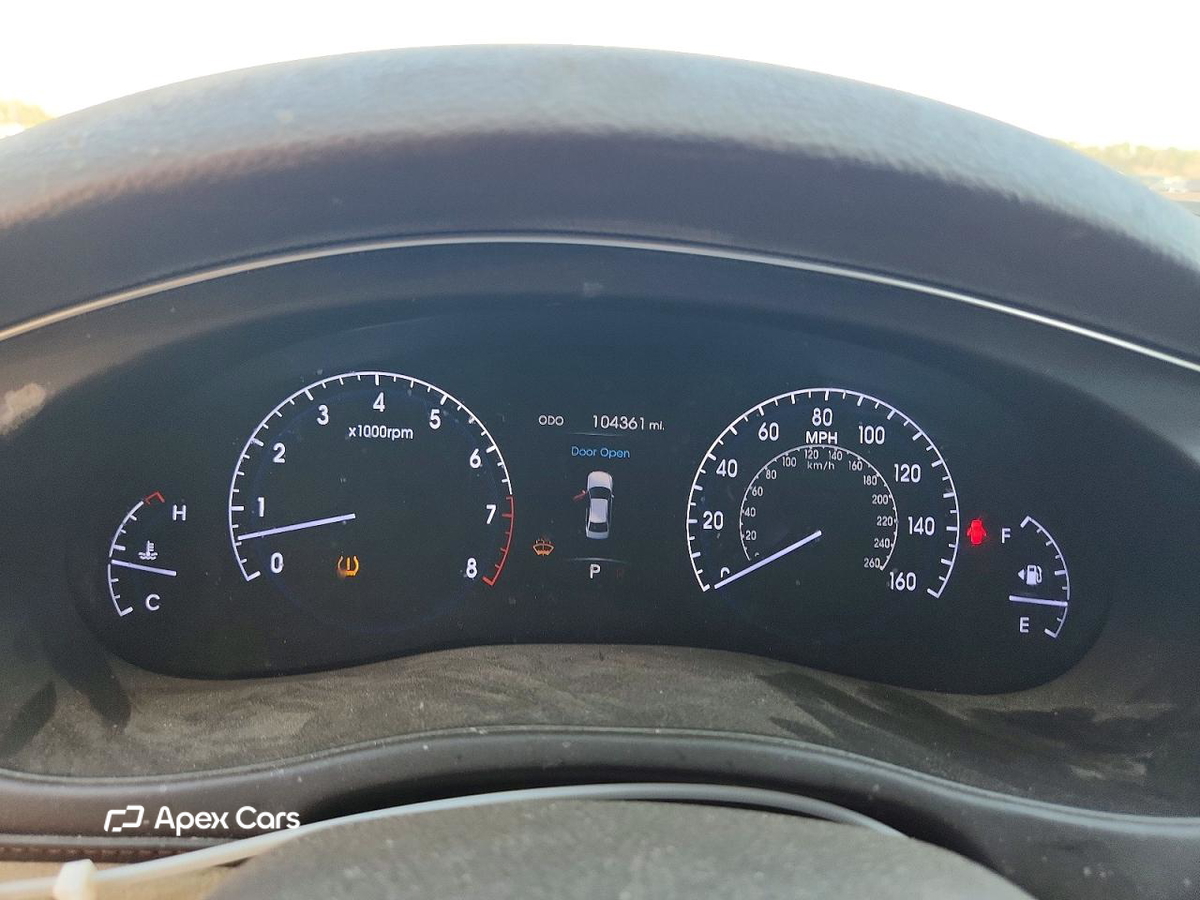 Hyundai Genesis 2013