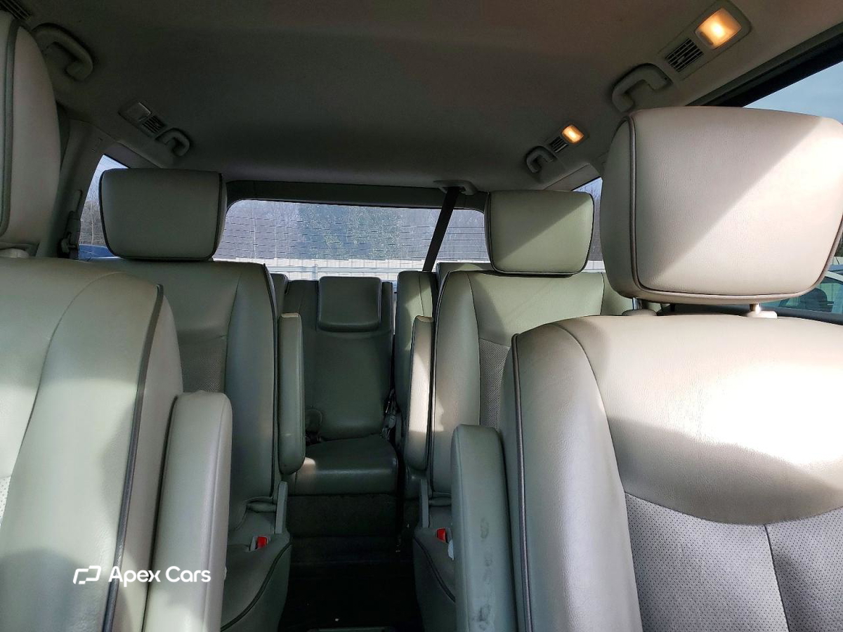 Nissan Quest 2015