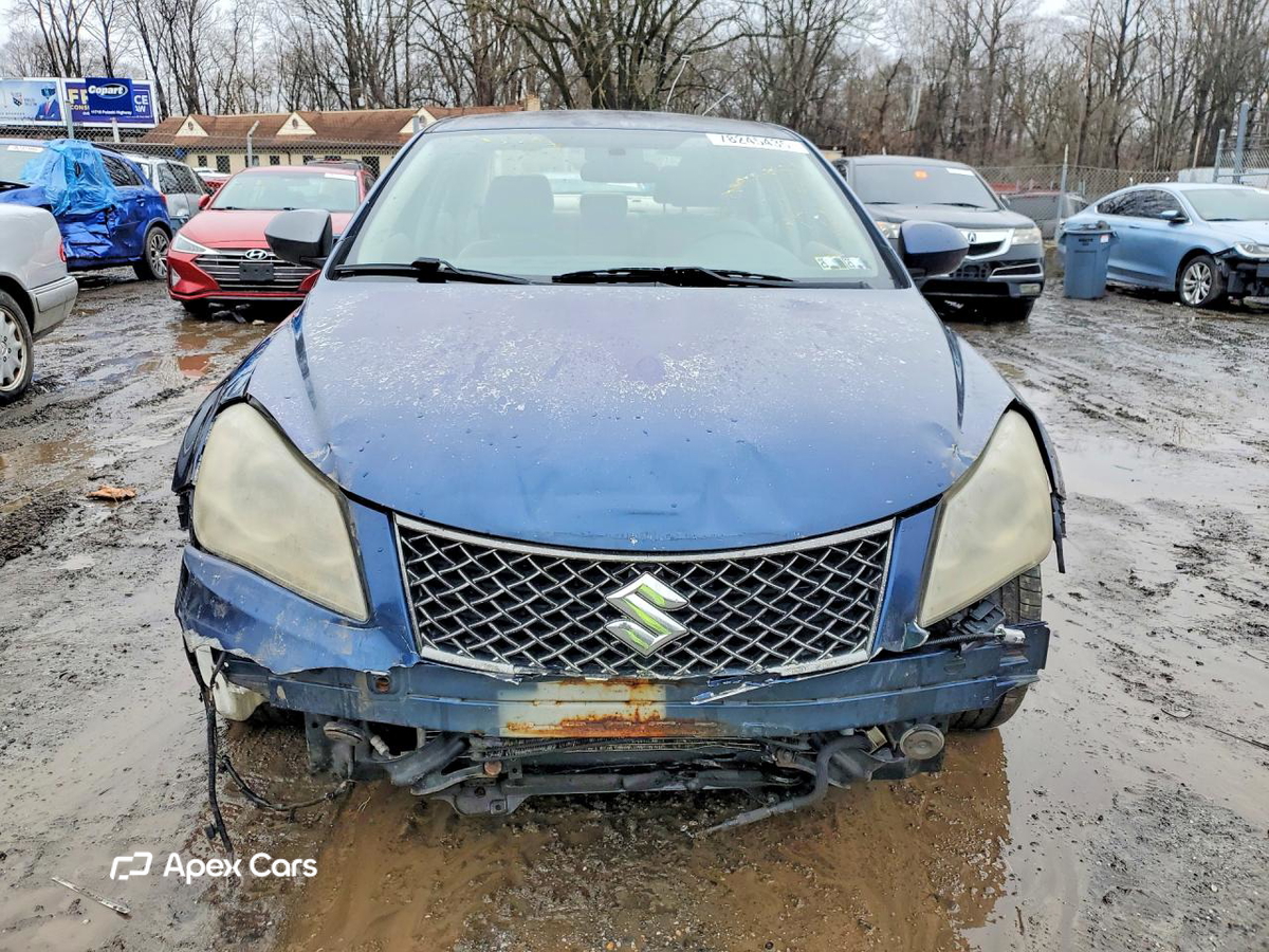 Suzuki Kizashi 2011