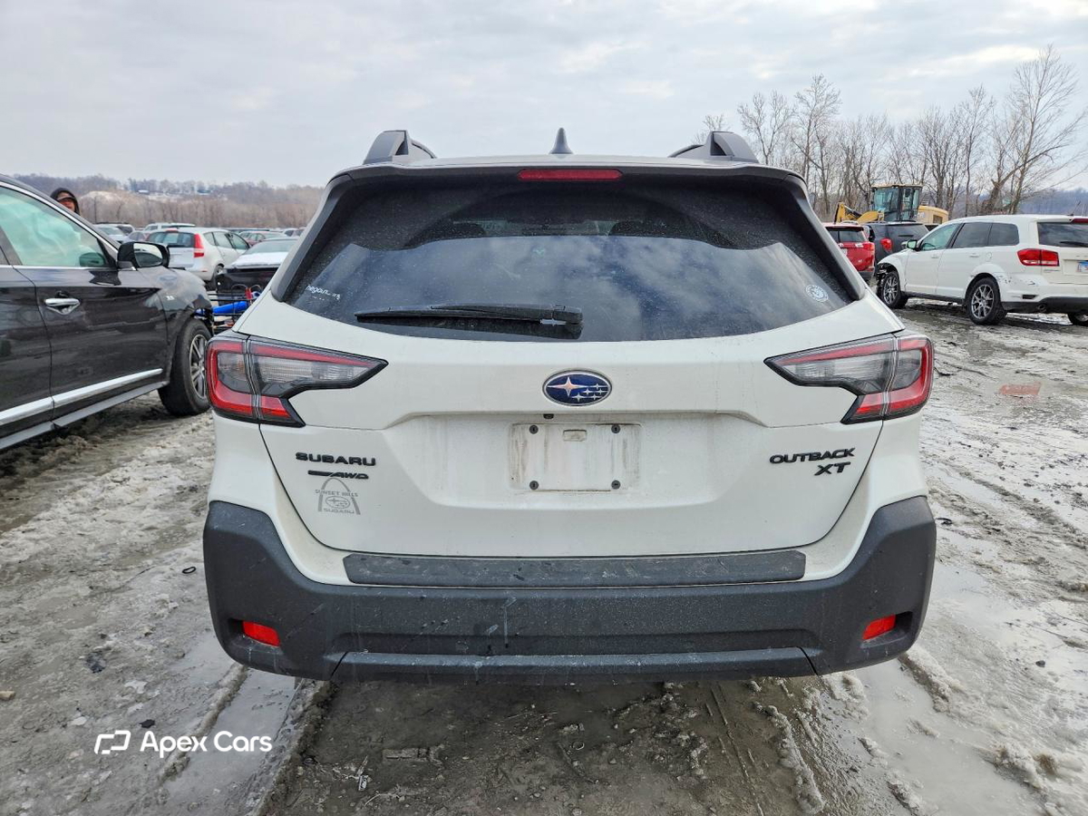 Subaru Outback 2023