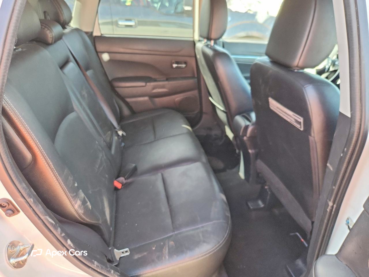 Mitsubishi Outlander 2016