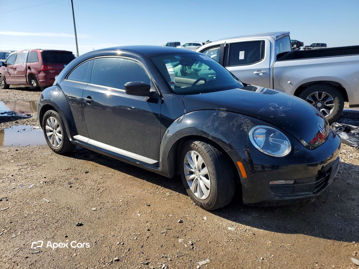 Volkswagen Beetle 2016