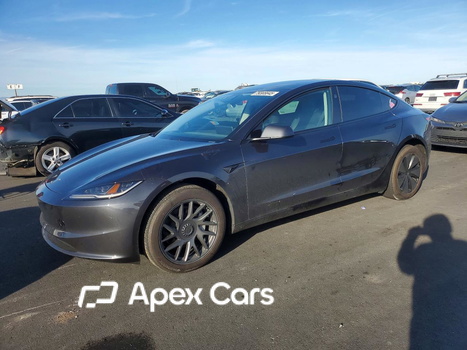 Tesla Model 3 2025 - Image 1 of 12