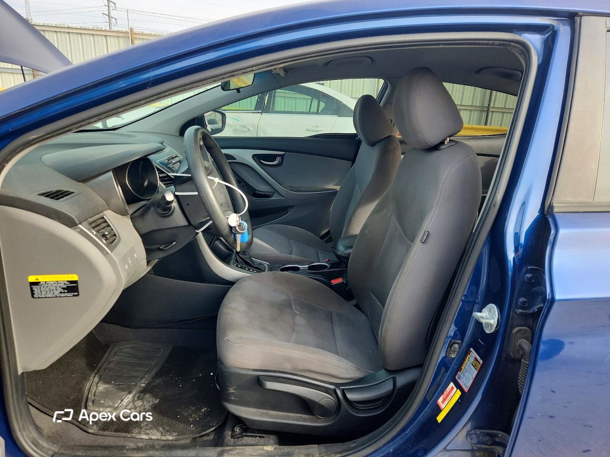 Hyundai Elantra 2016