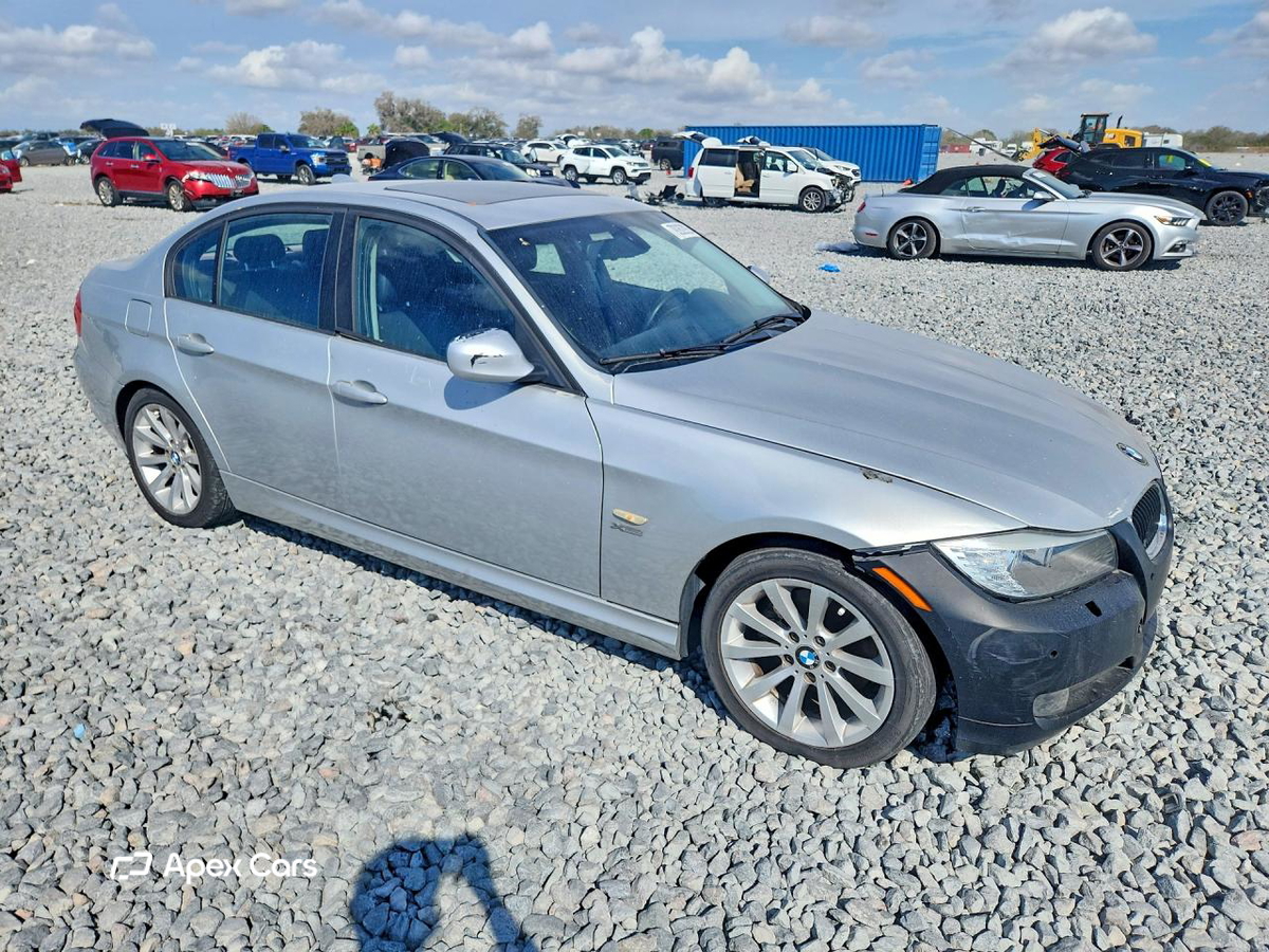 BMW Series 3 2011