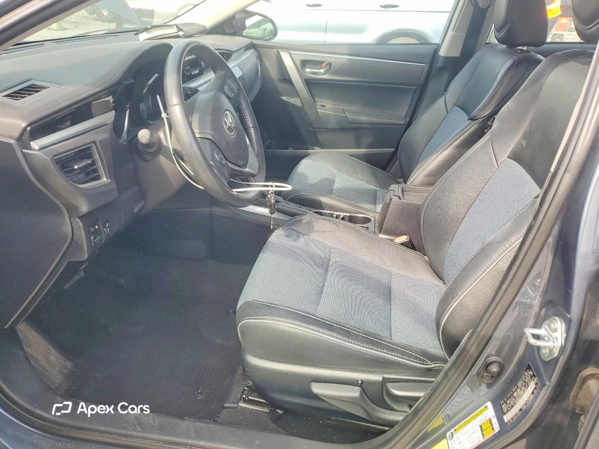 Toyota Corolla 2015